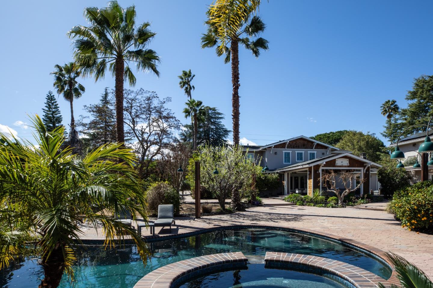 Detail Gallery Image 49 of 54 For 253 Fremont Ave, Los Altos,  CA 94024 - 5 Beds | 6/2 Baths