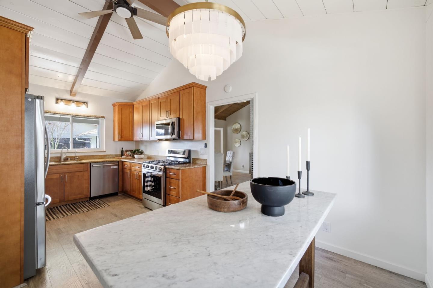 Detail Gallery Image 9 of 49 For 1191 Carrie Lee Way, San Jose,  CA 95118 - 3 Beds | 2 Baths