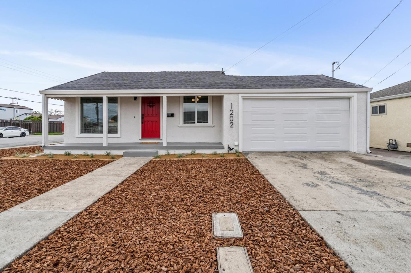 Detail Gallery Image 2 of 26 For 1202 via Lucas, San Lorenzo,  CA 94580 - 3 Beds | 1 Baths