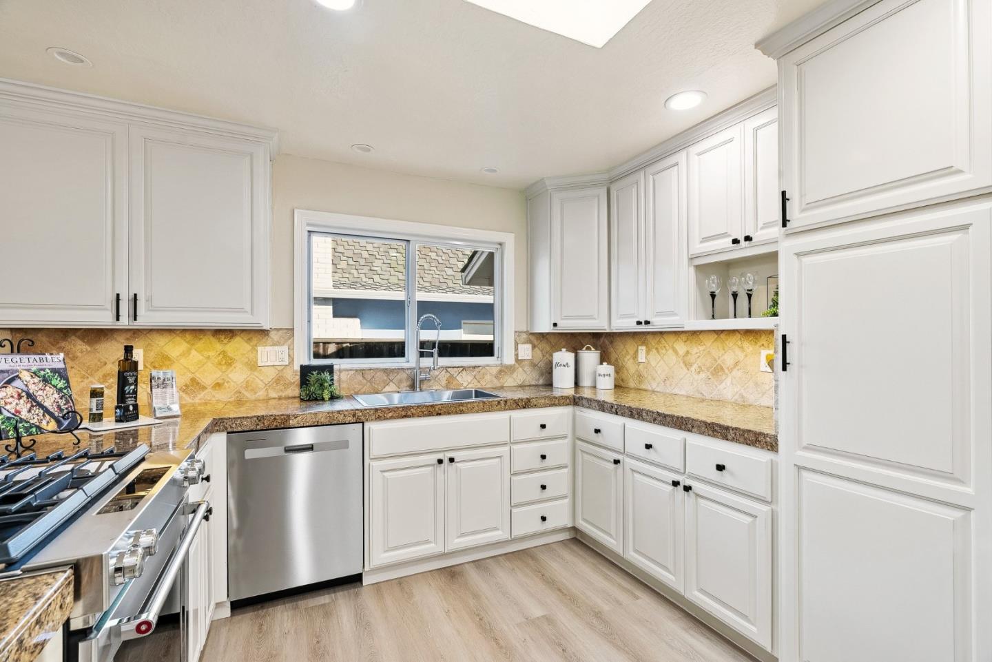 Detail Gallery Image 22 of 36 For 2270 De Paul Pl, Santa Clara,  CA 95051 - 3 Beds | 2 Baths