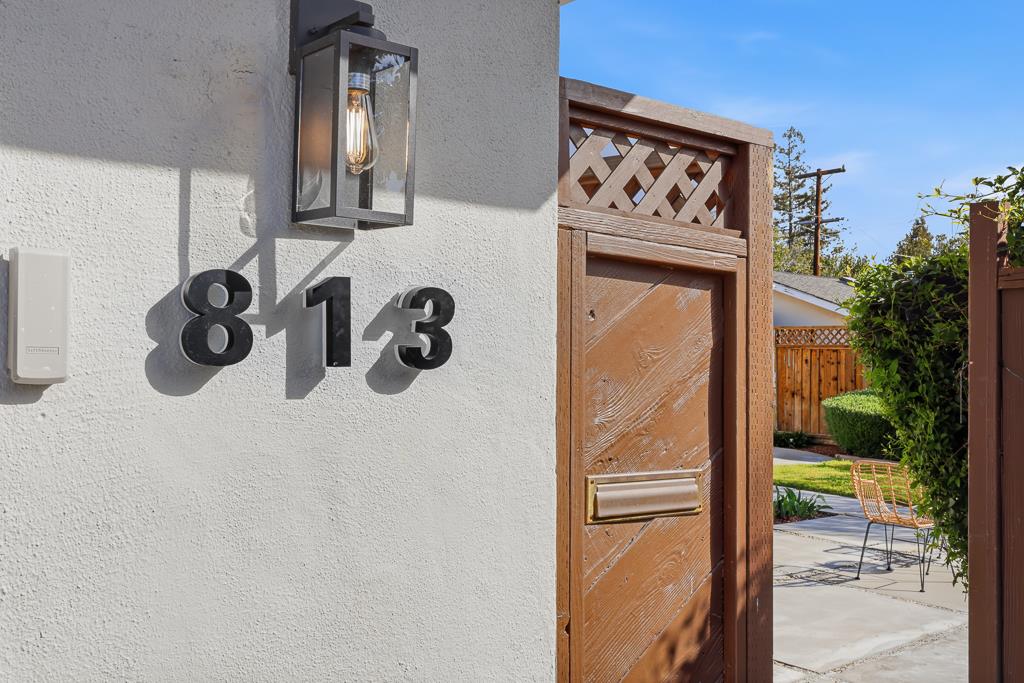 Detail Gallery Image 12 of 79 For 813 Cascade Dr, Sunnyvale,  CA 94087 - 4 Beds | 3 Baths