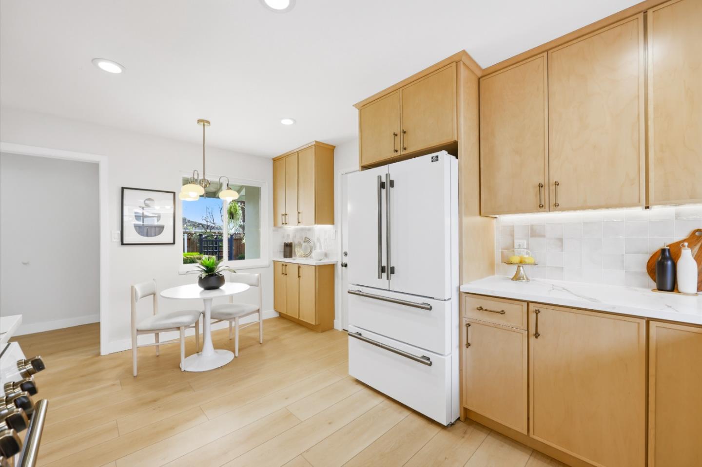 Detail Gallery Image 30 of 79 For 813 Cascade Dr, Sunnyvale,  CA 94087 - 4 Beds | 3 Baths