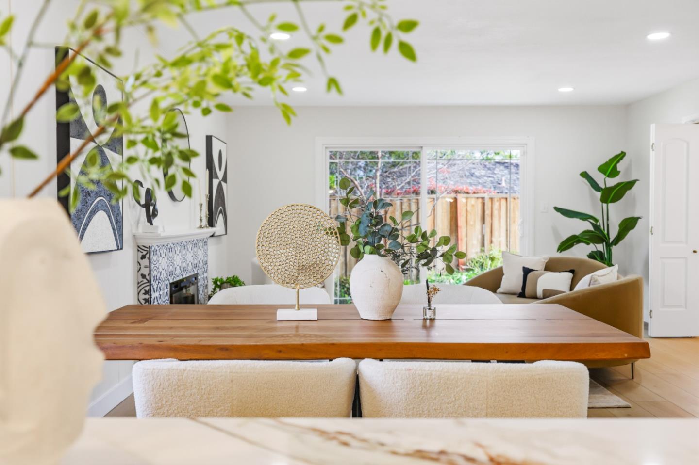 Detail Gallery Image 39 of 79 For 813 Cascade Dr, Sunnyvale,  CA 94087 - 4 Beds | 3 Baths