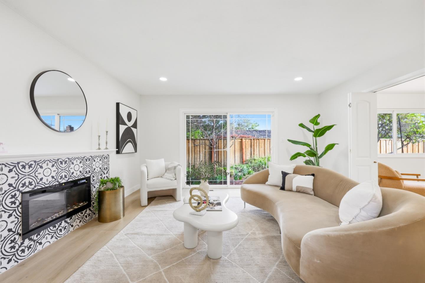 Detail Gallery Image 45 of 79 For 813 Cascade Dr, Sunnyvale,  CA 94087 - 4 Beds | 3 Baths