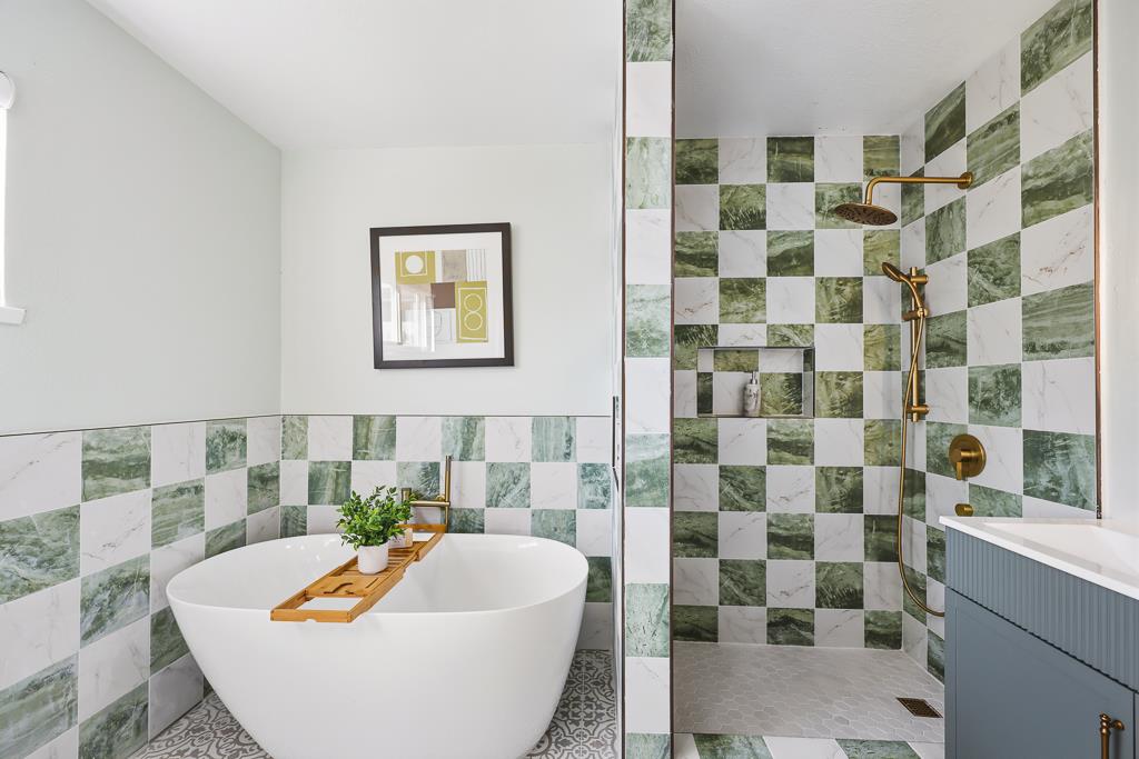 Detail Gallery Image 63 of 79 For 813 Cascade Dr, Sunnyvale,  CA 94087 - 4 Beds | 3 Baths