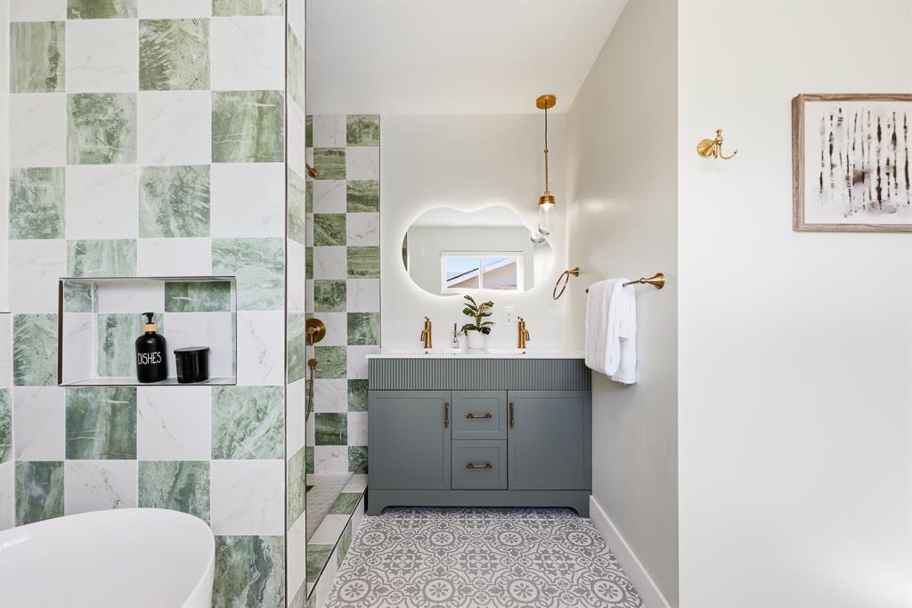 Detail Gallery Image 64 of 79 For 813 Cascade Dr, Sunnyvale,  CA 94087 - 4 Beds | 3 Baths