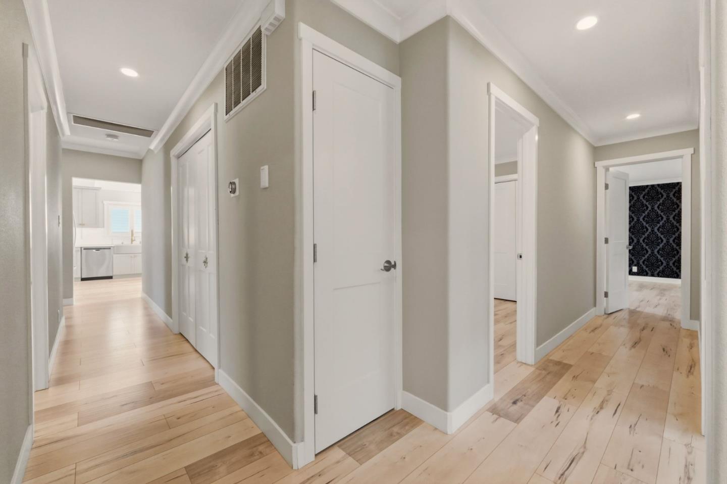 Detail Gallery Image 31 of 89 For 750 Pronto Dr, San Jose,  CA 95123 - 4 Beds | 2 Baths