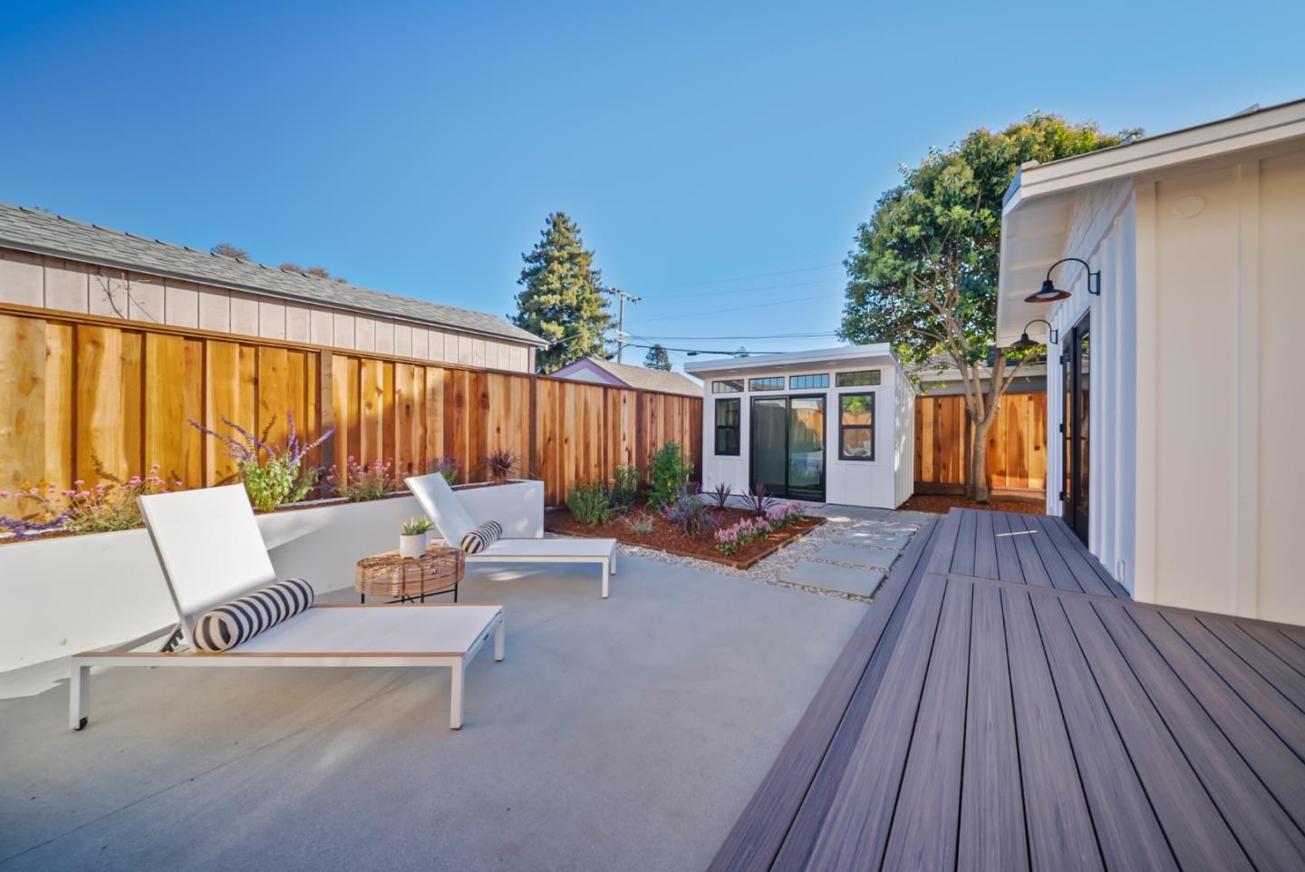 Detail Gallery Image 30 of 37 For 604 Oak Dr, Capitola,  CA 95010 - 2 Beds | 1 Baths