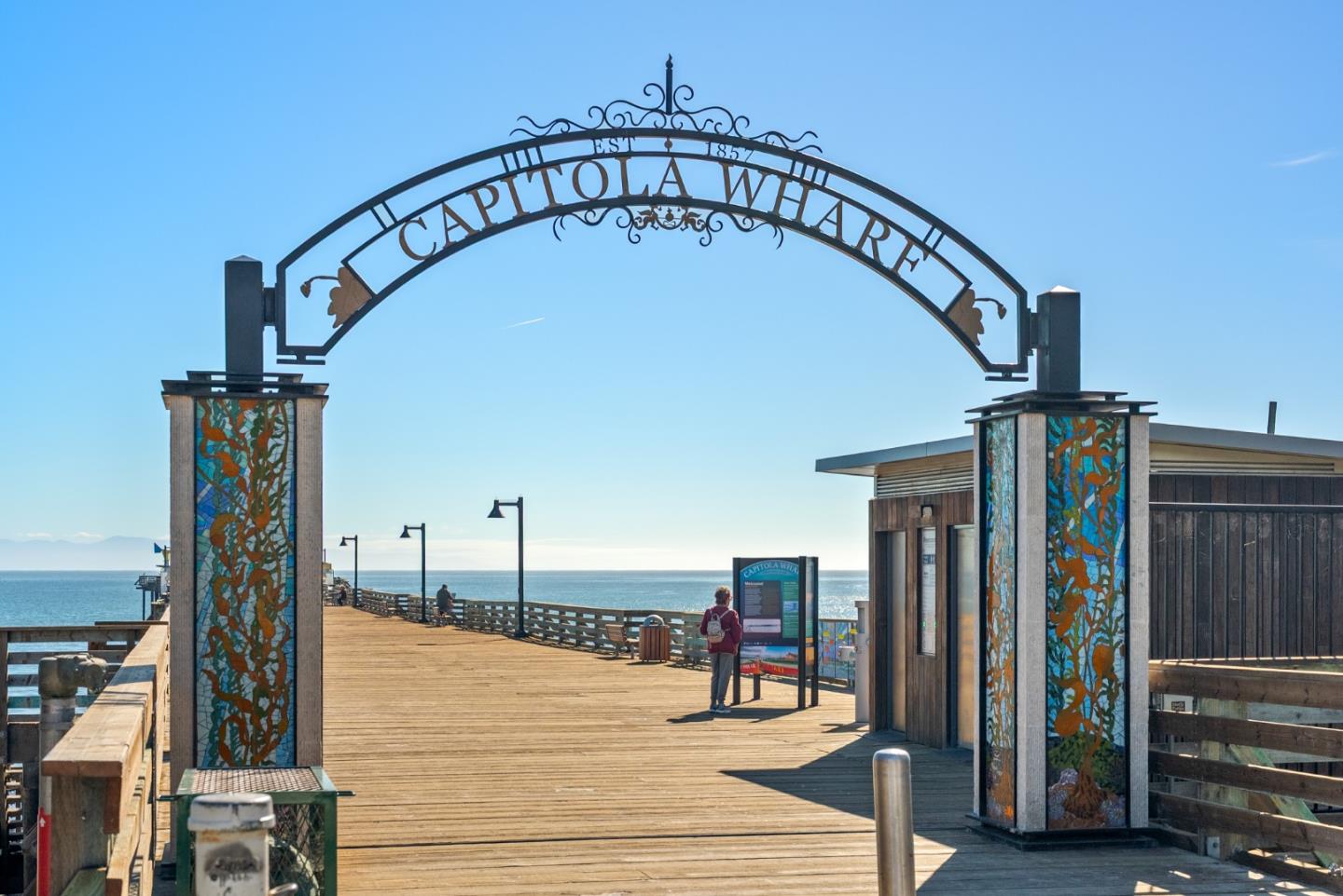 Detail Gallery Image 35 of 37 For 604 Oak Dr, Capitola,  CA 95010 - 2 Beds | 1 Baths