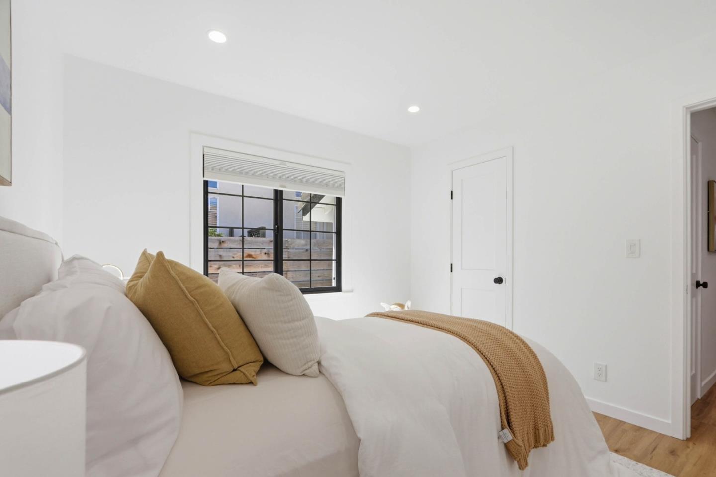 Detail Gallery Image 13 of 35 For 10350 Imperial Ave, Cupertino,  CA 95014 - 3 Beds | 2 Baths