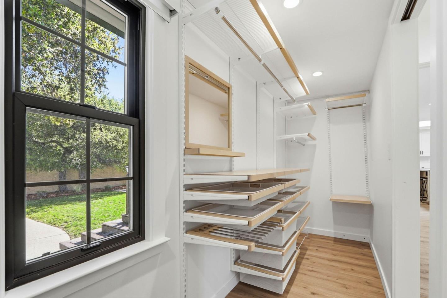 Detail Gallery Image 23 of 35 For 10350 Imperial Ave, Cupertino,  CA 95014 - 3 Beds | 2 Baths