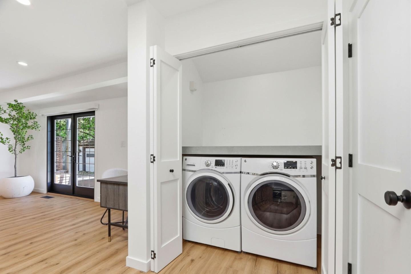 Detail Gallery Image 28 of 35 For 10350 Imperial Ave, Cupertino,  CA 95014 - 3 Beds | 2 Baths