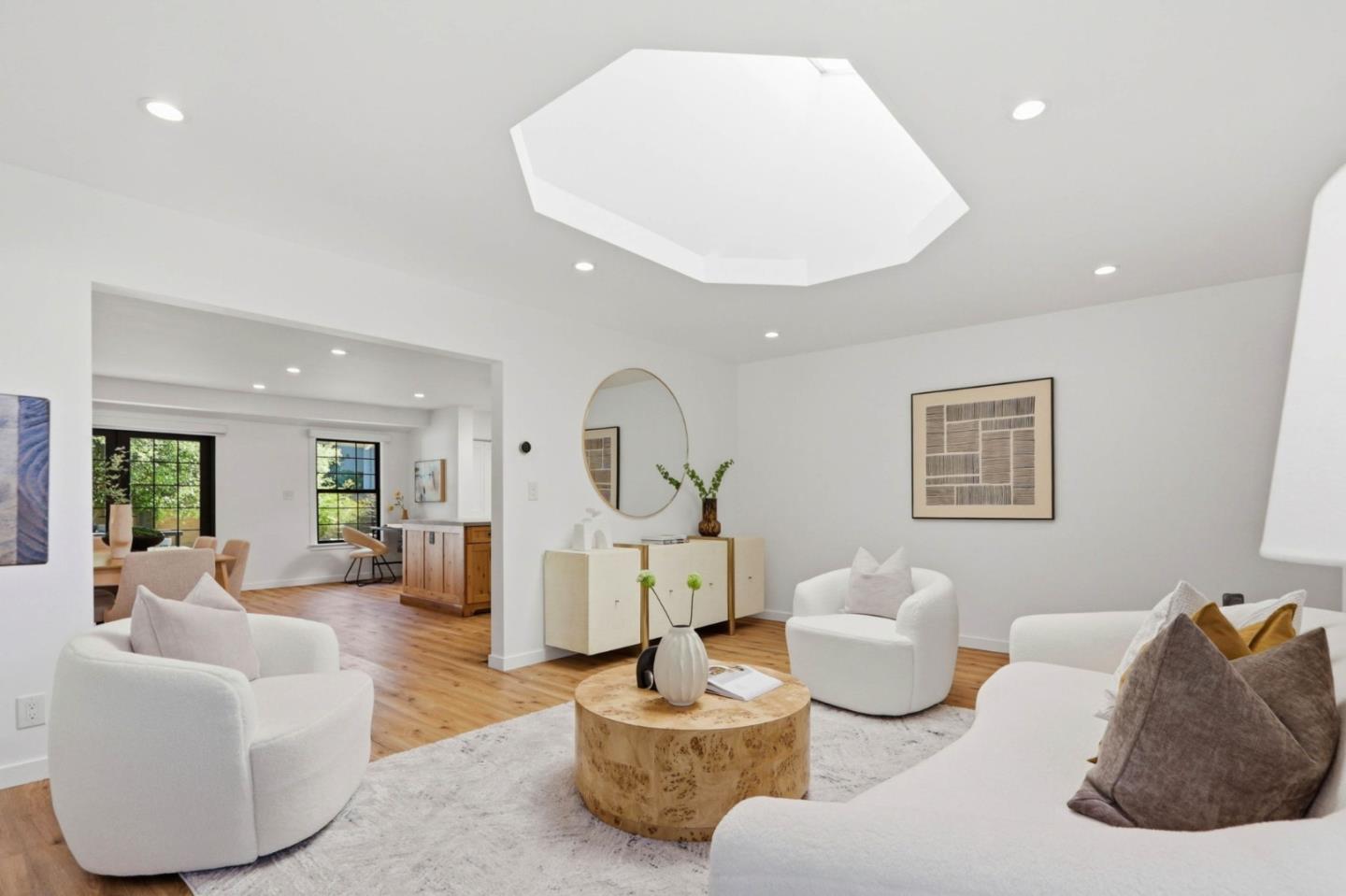 Detail Gallery Image 3 of 35 For 10350 Imperial Ave, Cupertino,  CA 95014 - 3 Beds | 2 Baths