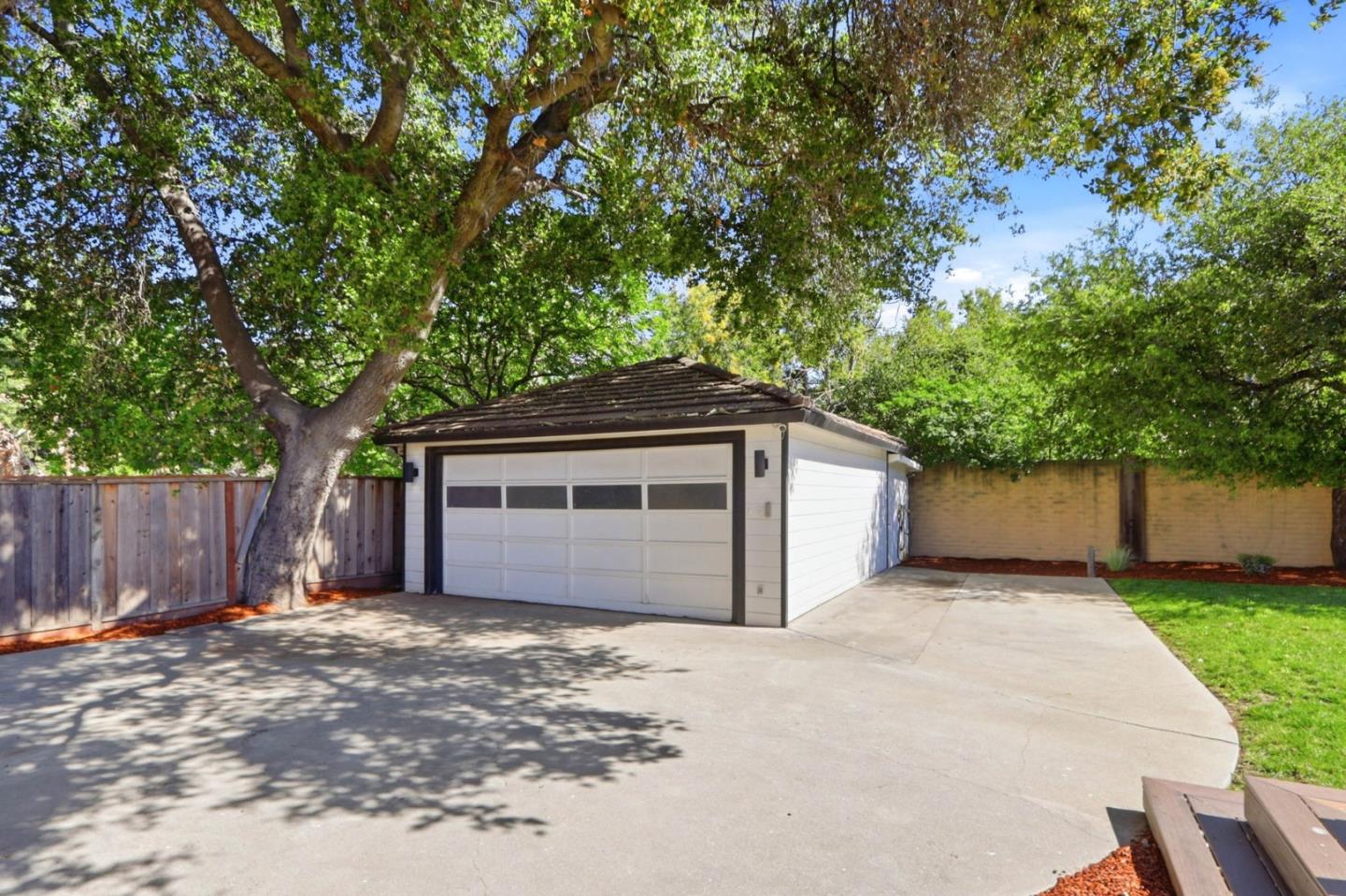 Detail Gallery Image 30 of 35 For 10350 Imperial Ave, Cupertino,  CA 95014 - 3 Beds | 2 Baths