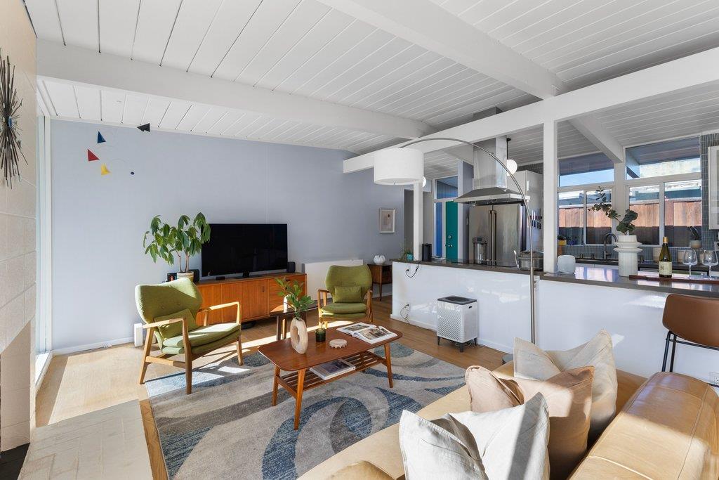 Detail Gallery Image 19 of 62 For 637 Vanessa Dr, San Mateo,  CA 94402 - 3 Beds | 2 Baths