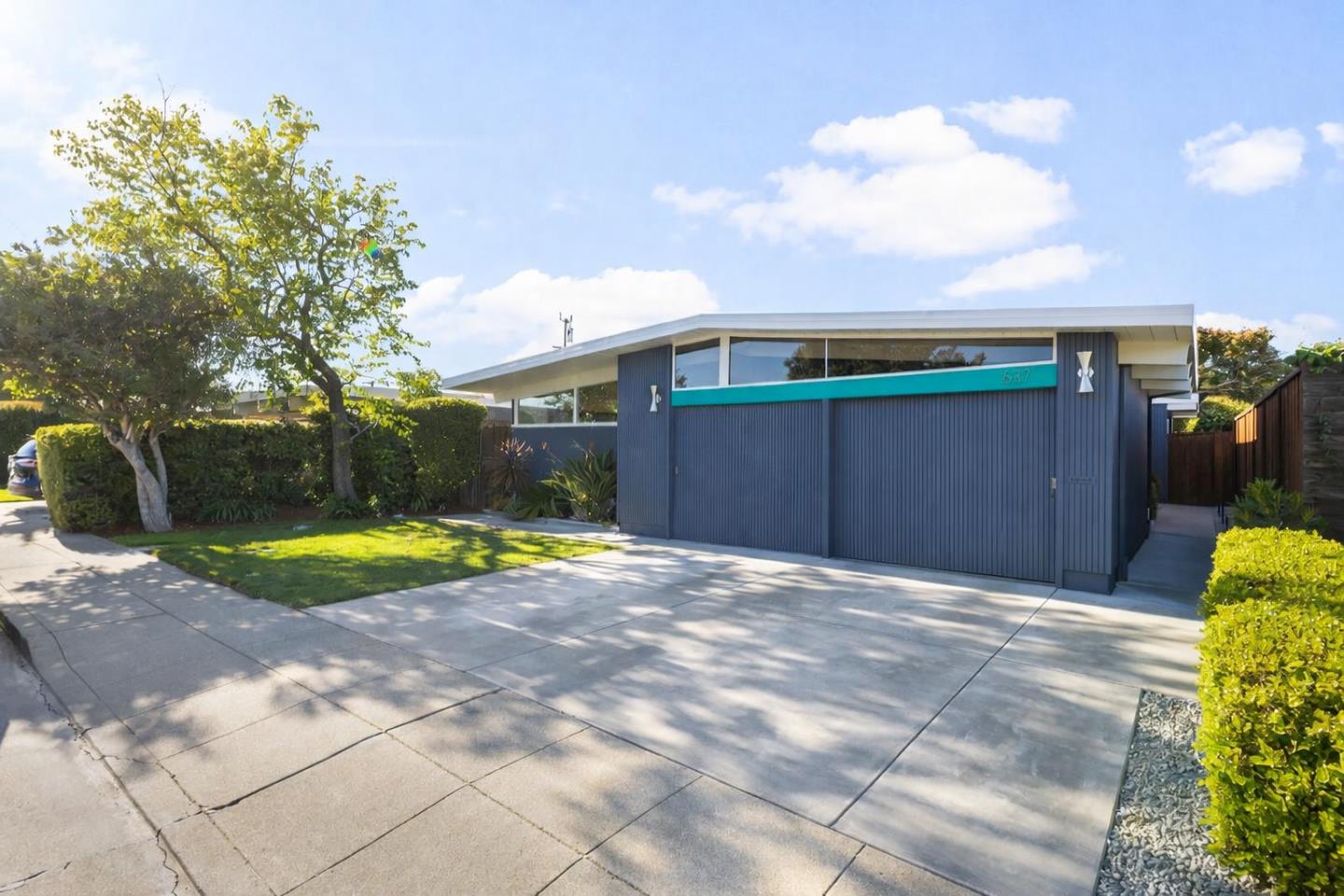 Detail Gallery Image 2 of 62 For 637 Vanessa Dr, San Mateo,  CA 94402 - 3 Beds | 2 Baths