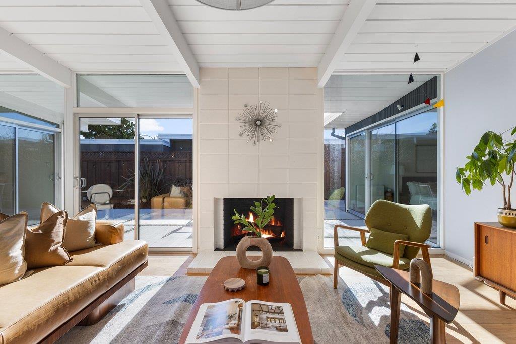 Detail Gallery Image 22 of 62 For 637 Vanessa Dr, San Mateo,  CA 94402 - 3 Beds | 2 Baths