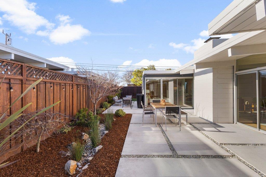 Detail Gallery Image 41 of 62 For 637 Vanessa Dr, San Mateo,  CA 94402 - 3 Beds | 2 Baths