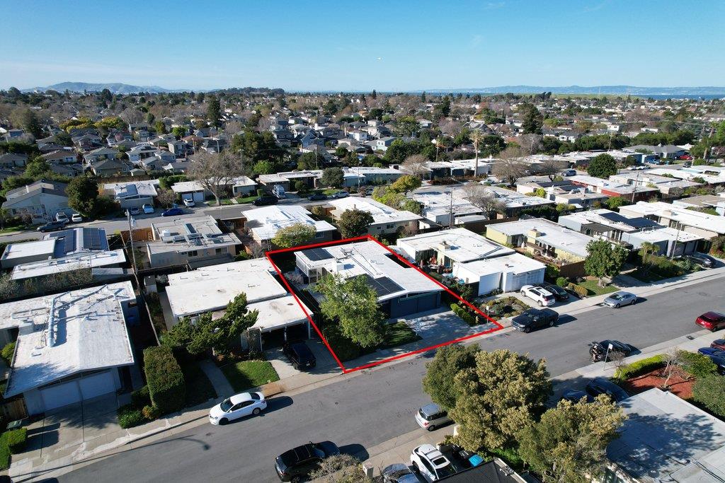 Detail Gallery Image 59 of 62 For 637 Vanessa Dr, San Mateo,  CA 94402 - 3 Beds | 2 Baths