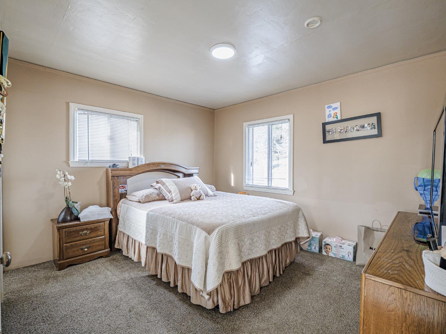 Detail Gallery Image 11 of 18 For 9 Memorial Ave, Freedom,  CA 95019 - – Beds | – Baths