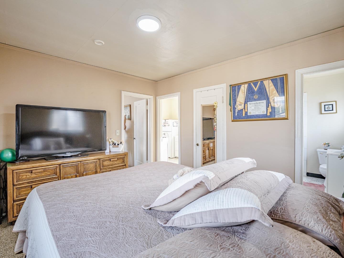 Detail Gallery Image 12 of 18 For 9 Memorial Ave, Freedom,  CA 95019 - – Beds | – Baths