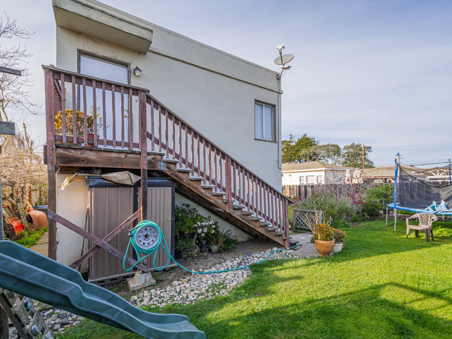 Detail Gallery Image 3 of 18 For 9 Memorial Ave, Freedom,  CA 95019 - – Beds | – Baths