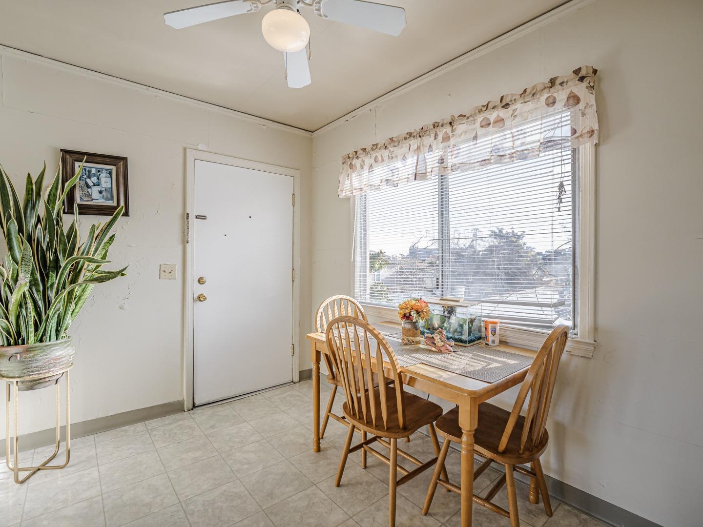 Detail Gallery Image 7 of 18 For 9 Memorial Ave, Freedom,  CA 95019 - – Beds | – Baths