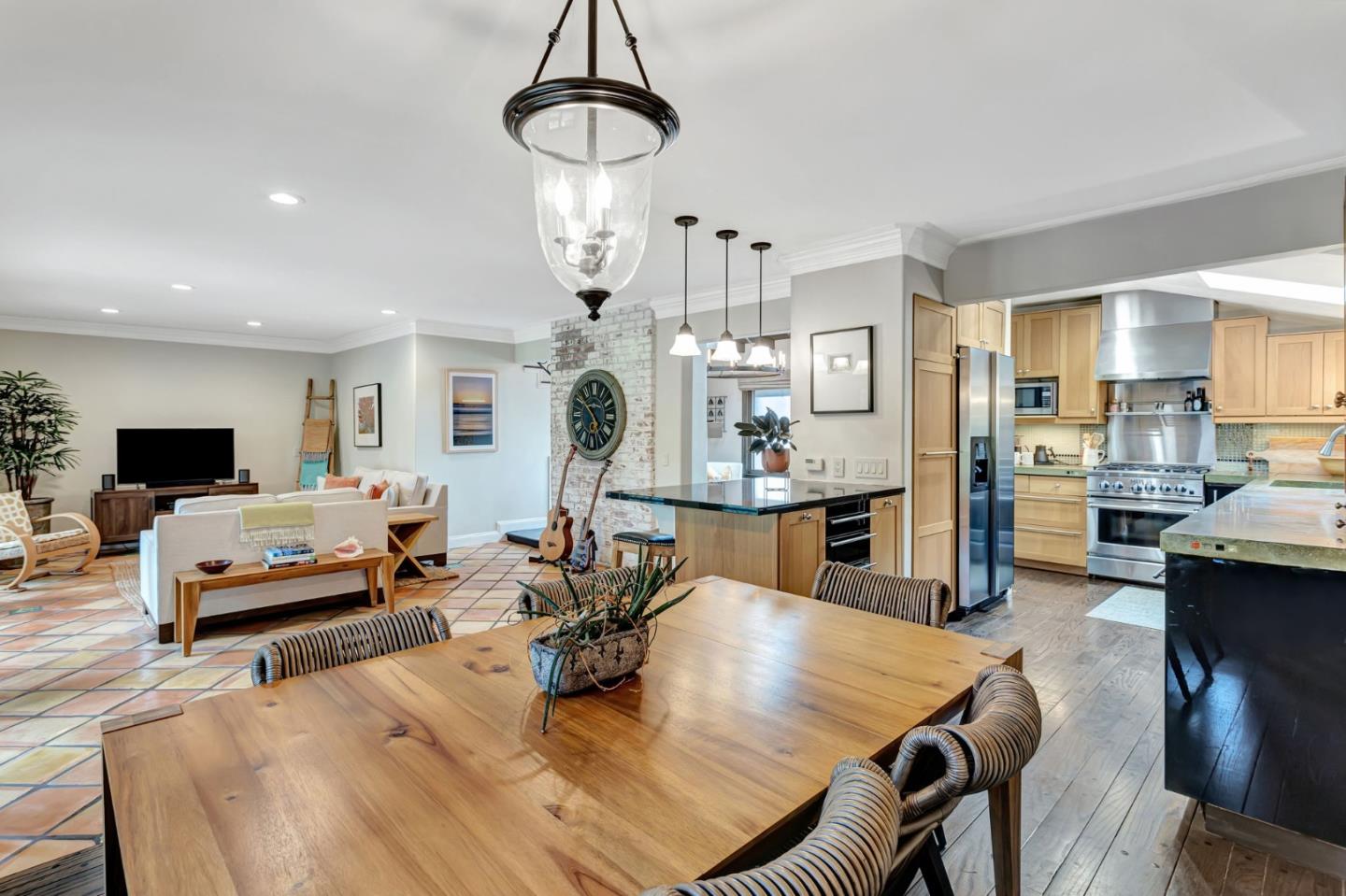 Detail Gallery Image 25 of 81 For 424 Palmer Ave, Aptos,  CA 95003 - 4 Beds | 2/1 Baths