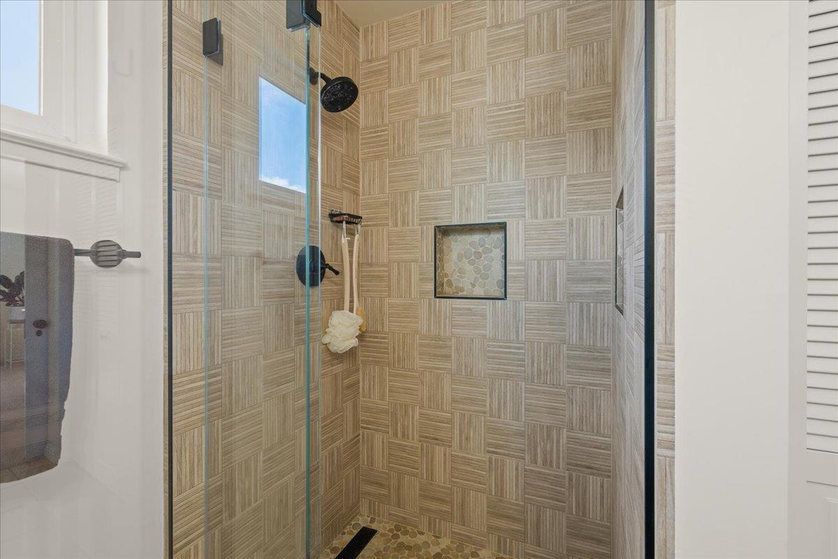 Detail Gallery Image 18 of 30 For 1330 Redwood Ln, Gilroy,  CA 95020 - 3 Beds | 2 Baths