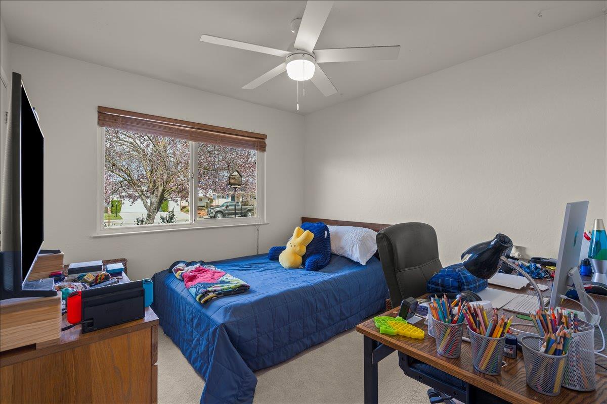 Detail Gallery Image 20 of 30 For 1330 Redwood Ln, Gilroy,  CA 95020 - 3 Beds | 2 Baths