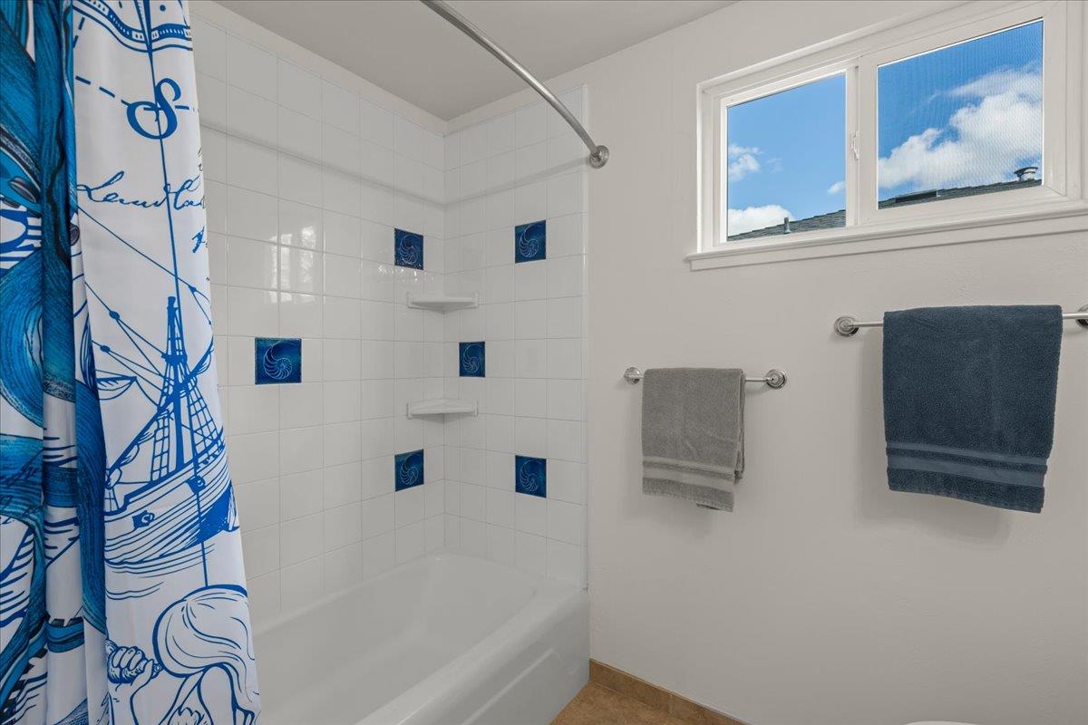 Detail Gallery Image 22 of 30 For 1330 Redwood Ln, Gilroy,  CA 95020 - 3 Beds | 2 Baths