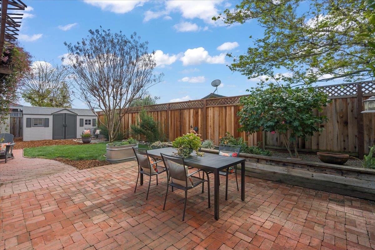 Detail Gallery Image 25 of 30 For 1330 Redwood Ln, Gilroy,  CA 95020 - 3 Beds | 2 Baths