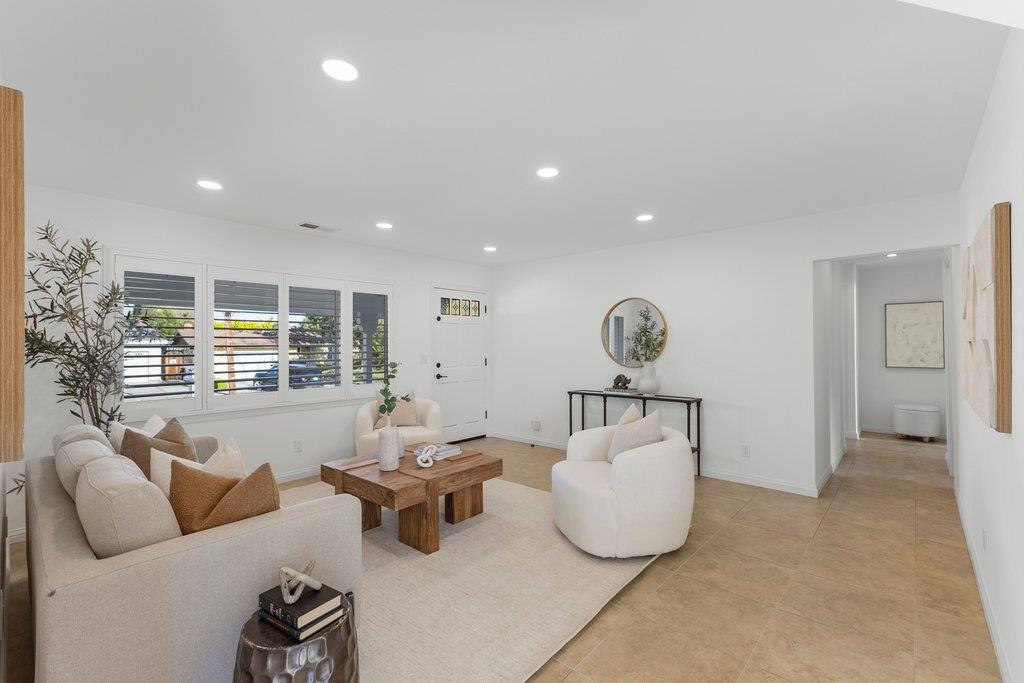 Detail Gallery Image 15 of 82 For 3955 Ross Ave, San Jose,  CA 95124 - 3 Beds | 2 Baths