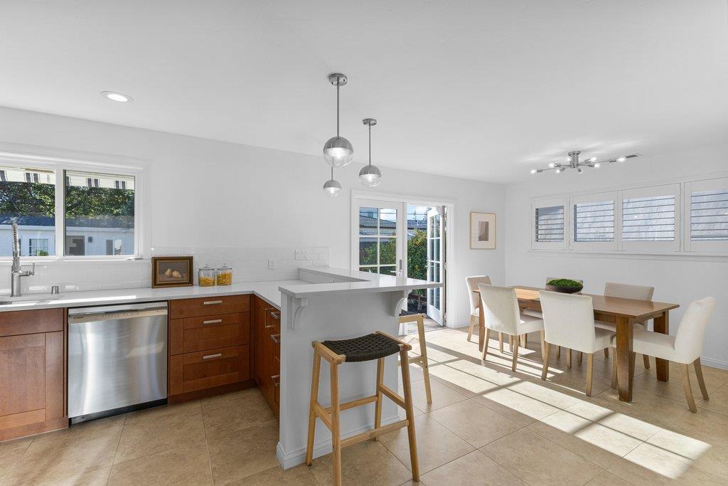 Detail Gallery Image 16 of 82 For 3955 Ross Ave, San Jose,  CA 95124 - 3 Beds | 2 Baths