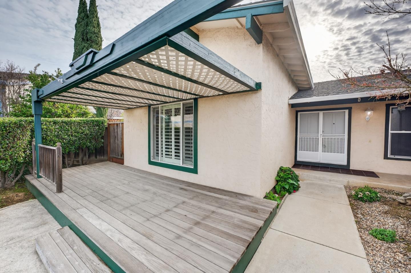 Detail Gallery Image 2 of 28 For 4110 Wingham Pl, San Jose,  CA 95135 - 3 Beds | 2 Baths