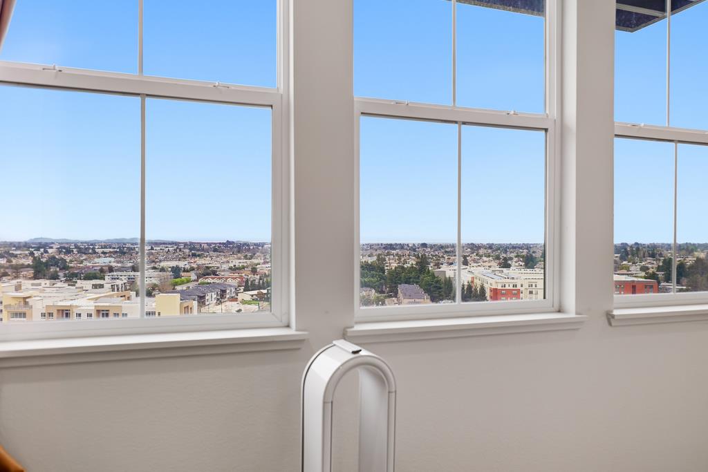 Detail Gallery Image 25 of 38 For 28837 Hideaway St, Hayward,  CA 94544 - 4 Beds | 3/1 Baths