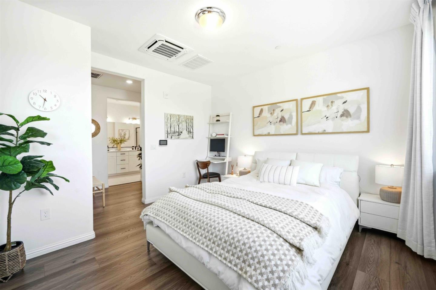 Detail Gallery Image 12 of 31 For 3207 Mallard Ct #301,  San Jose,  CA 95117 - 2 Beds | 2 Baths