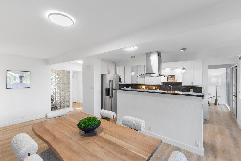 Detail Gallery Image 12 of 63 For 1484 Kingfisher Way, Sunnyvale,  CA 94087 - 3 Beds | 2 Baths