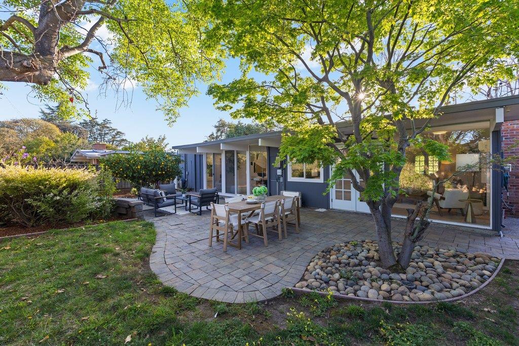 Detail Gallery Image 40 of 63 For 1484 Kingfisher Way, Sunnyvale,  CA 94087 - 3 Beds | 2 Baths