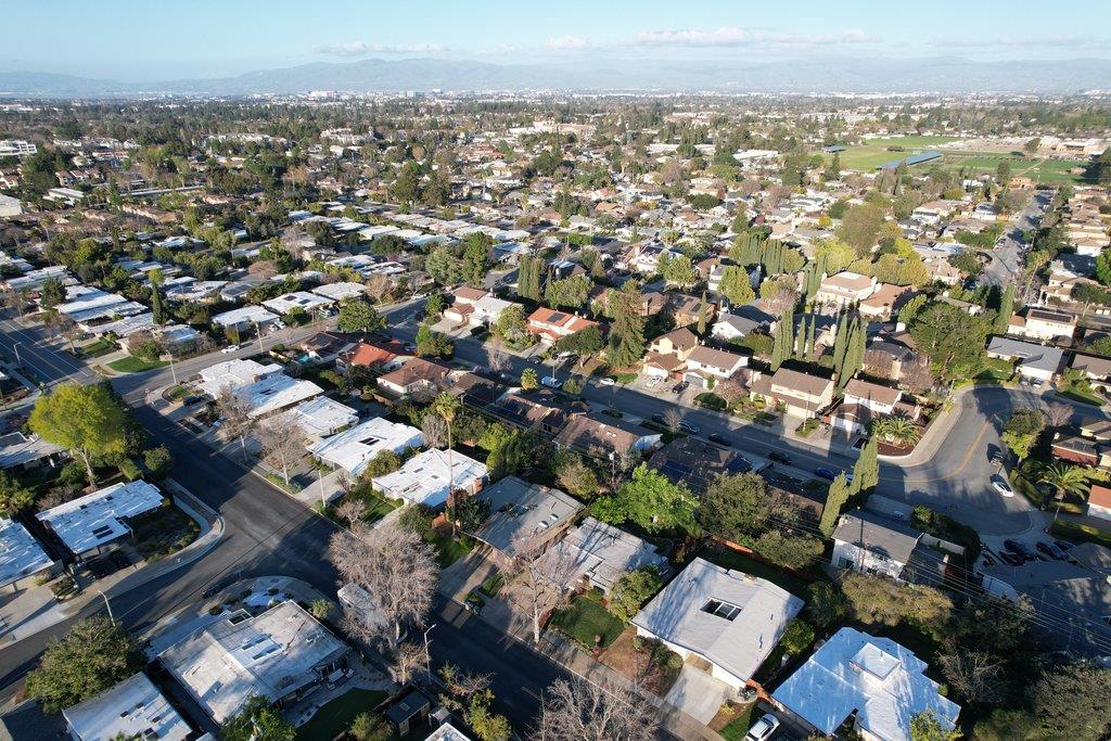 Detail Gallery Image 60 of 63 For 1484 Kingfisher Way, Sunnyvale,  CA 94087 - 3 Beds | 2 Baths