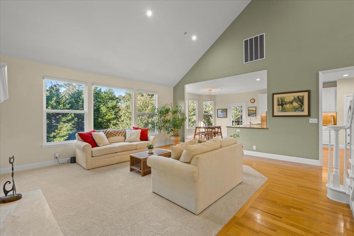 Detail Gallery Image 10 of 58 For 2045 Rockrose Ct, Gilroy,  CA 95020 - 4 Beds | 2/1 Baths