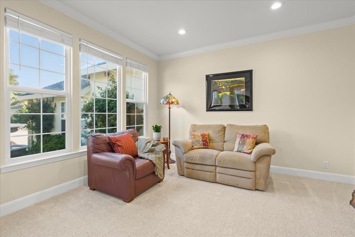 Detail Gallery Image 20 of 58 For 2045 Rockrose Ct, Gilroy,  CA 95020 - 4 Beds | 2/1 Baths