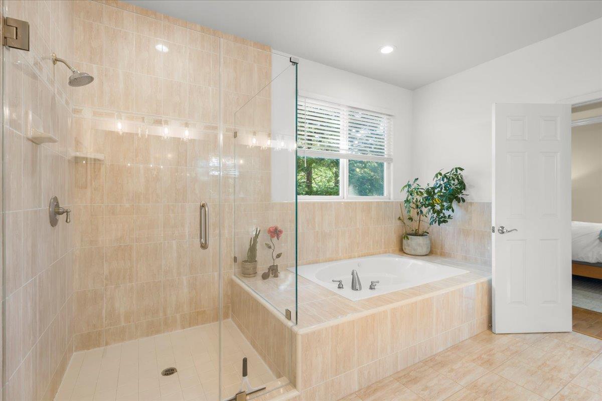 Detail Gallery Image 26 of 58 For 2045 Rockrose Ct, Gilroy,  CA 95020 - 4 Beds | 2/1 Baths