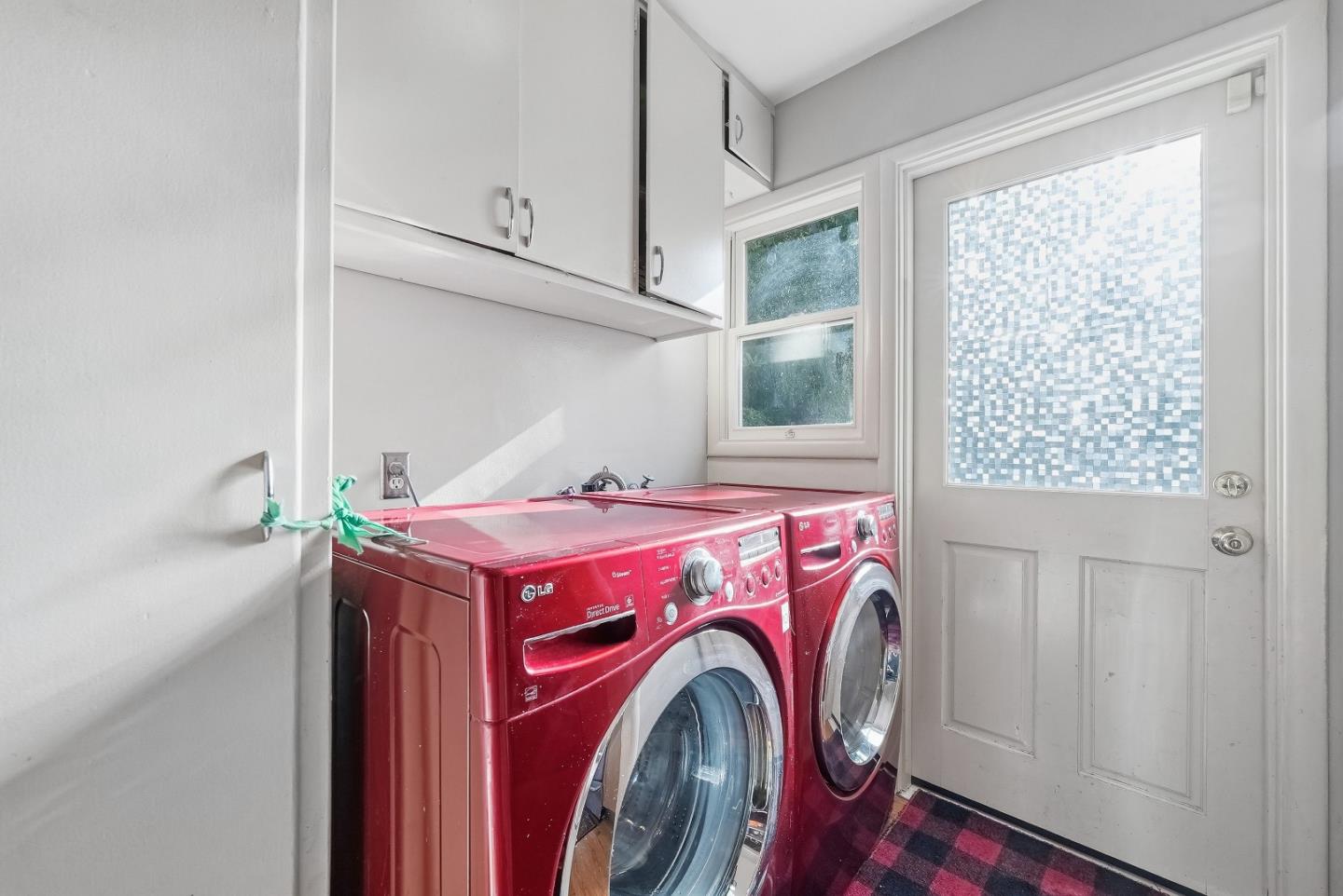 Detail Gallery Image 14 of 38 For 2034 Addison Ave, East Palo Alto,  CA 94303 - 2 Beds | 1 Baths