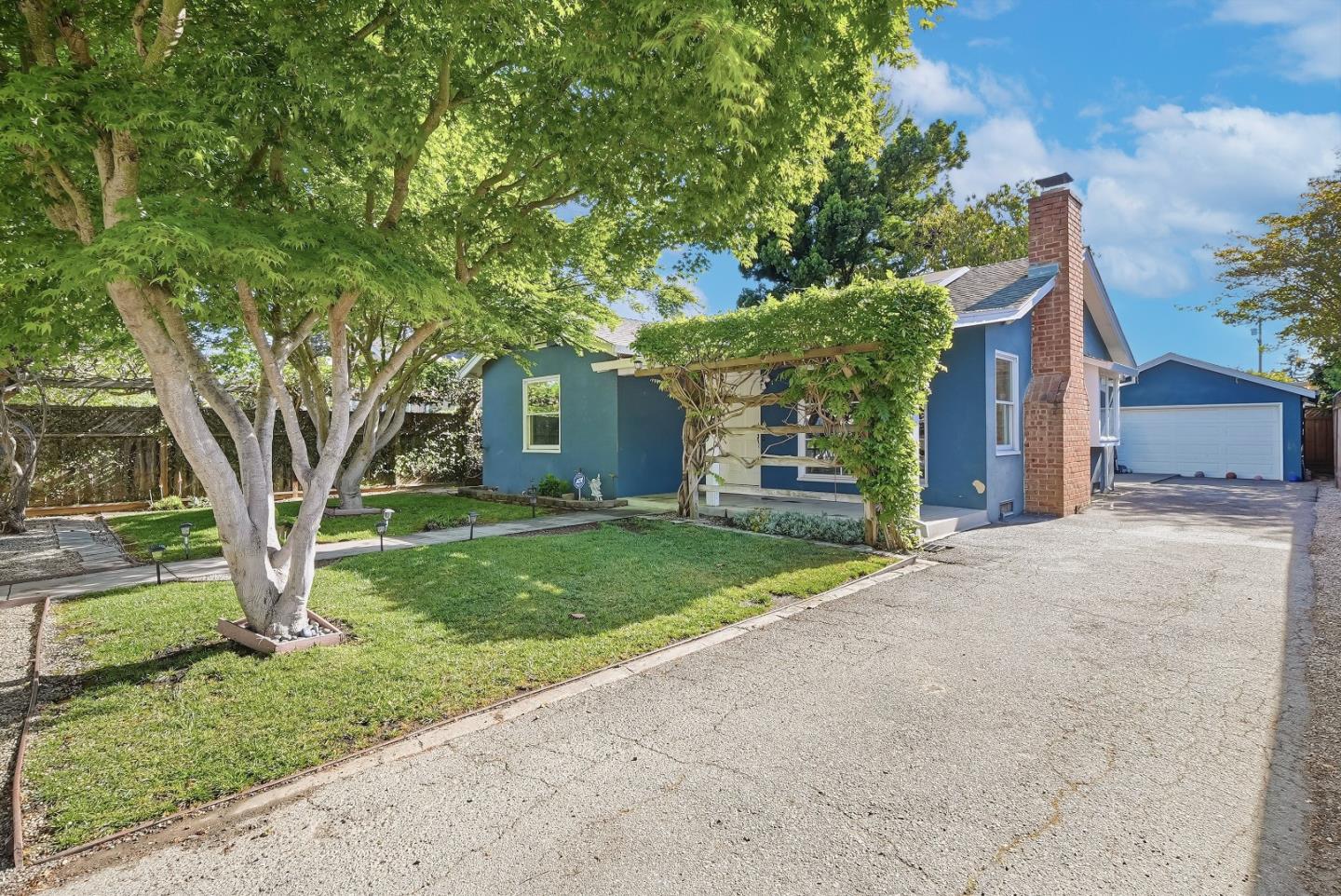 Detail Gallery Image 23 of 38 For 2034 Addison Ave, East Palo Alto,  CA 94303 - 2 Beds | 1 Baths