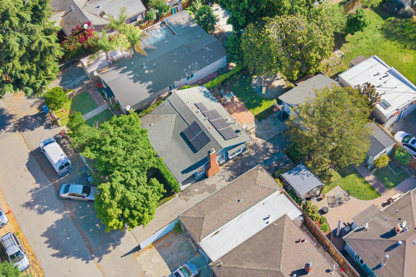 Detail Gallery Image 34 of 38 For 2034 Addison Ave, East Palo Alto,  CA 94303 - 2 Beds | 1 Baths