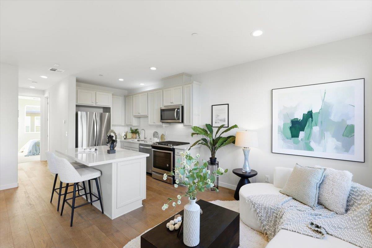 Photo #10: ML82037052 Listing: Photo #10