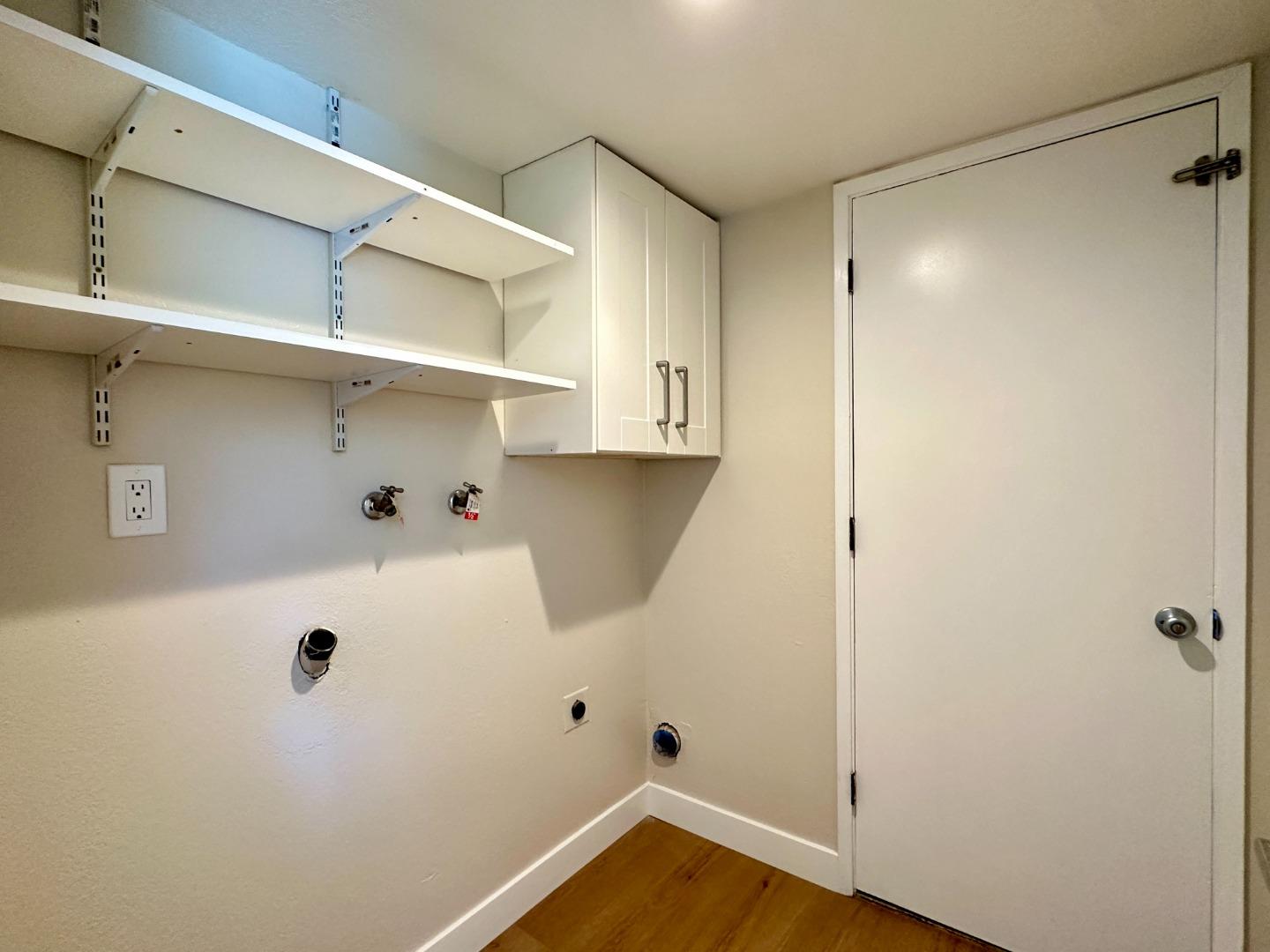 Detail Gallery Image 14 of 43 For 4648 Michelle Ct, Union City,  CA 94587 - 4 Beds | 2/1 Baths