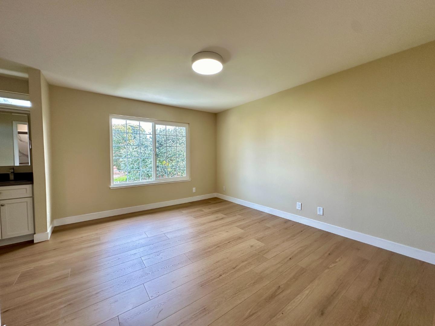 Detail Gallery Image 24 of 43 For 4648 Michelle Ct, Union City,  CA 94587 - 4 Beds | 2/1 Baths