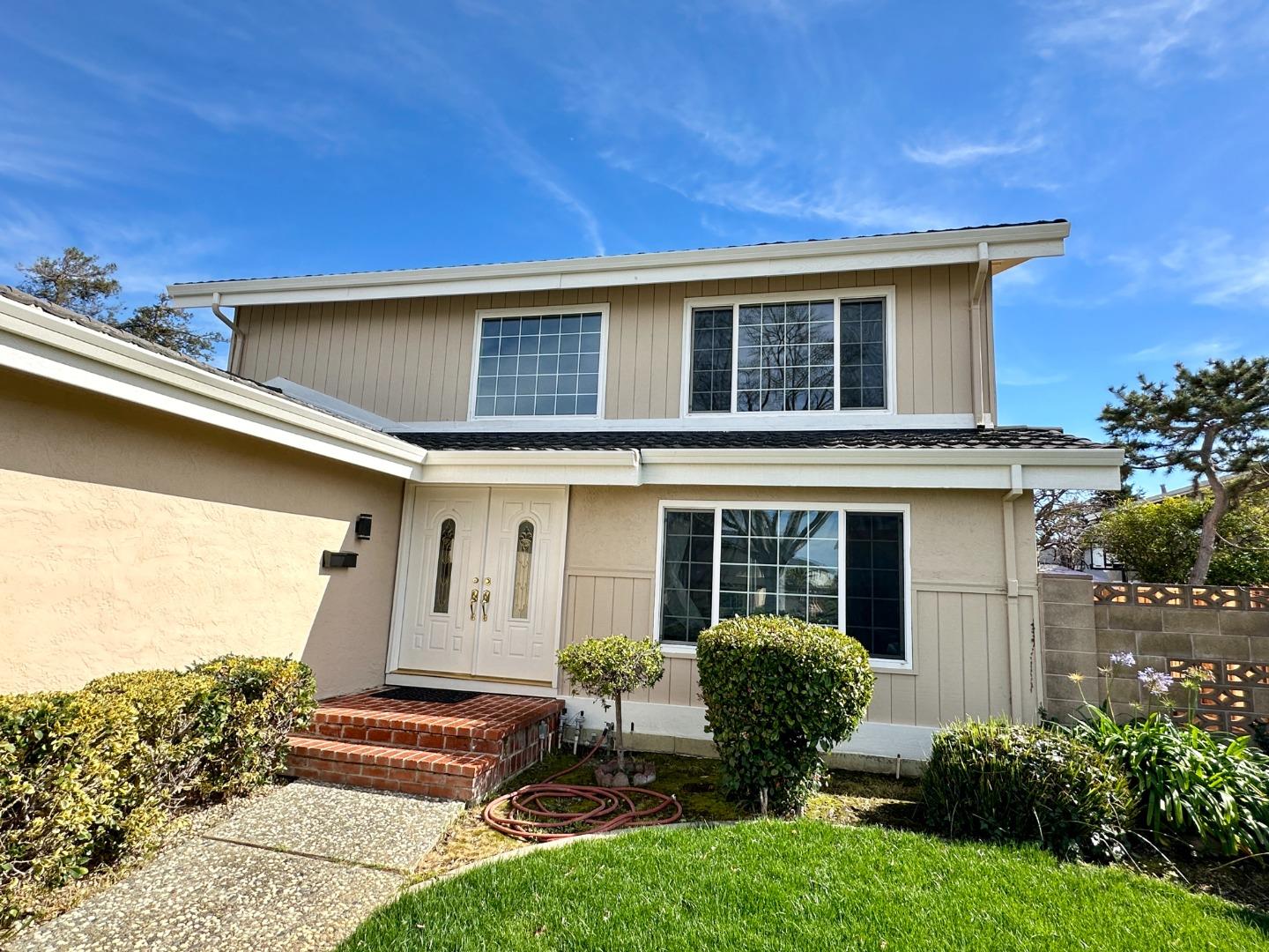 Detail Gallery Image 3 of 43 For 4648 Michelle Ct, Union City,  CA 94587 - 4 Beds | 2/1 Baths